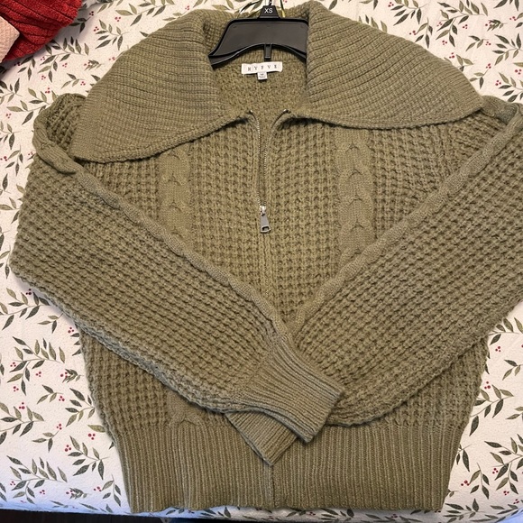 Mendocino sweater size M - Picture 2 of 5